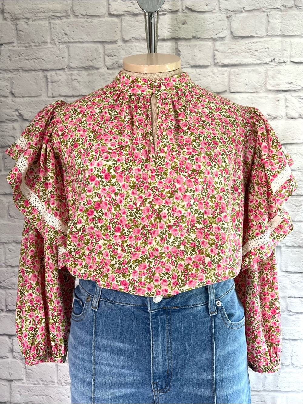 Who What Wear Cottagecore Floral Pink Ruffle Long-Sleeve Top Size L